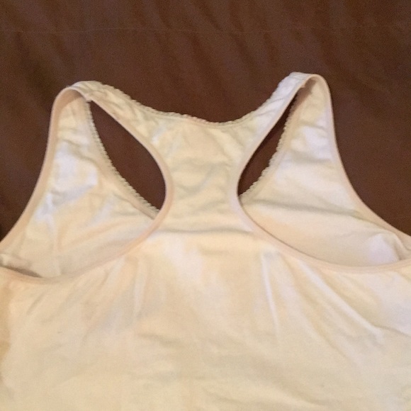 2 tops. Intimate undergarment & workout top - Picture 5 of 6